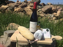 Red Wine Picnic Bundle