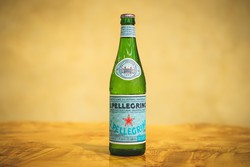 S.Pellegrino SMALL